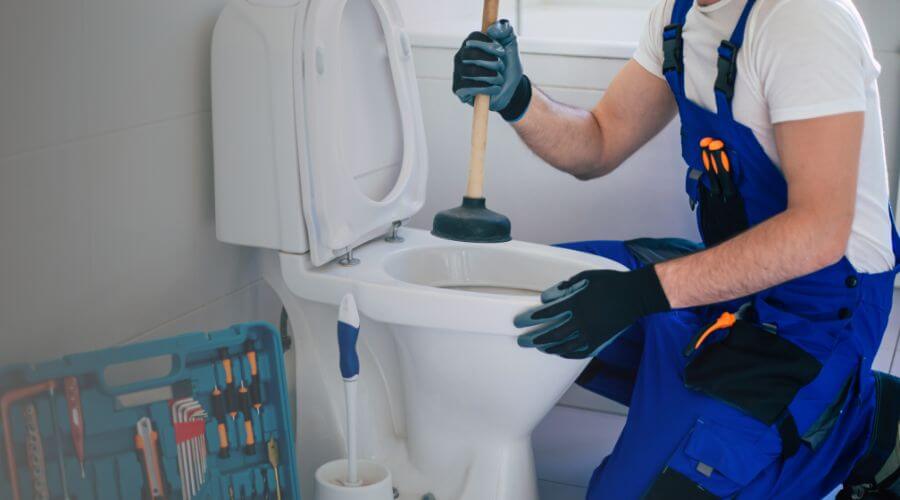 sewer line plumber in Fort Washakie, WY